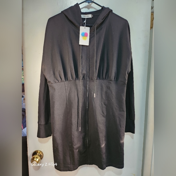 Magicshe Tops - Black Medium tunic